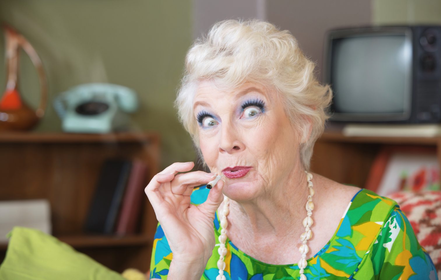 New Studies Suggest Cannabis Use in Seniors May Enhance Cognition and Reduce Alcohol Consumption