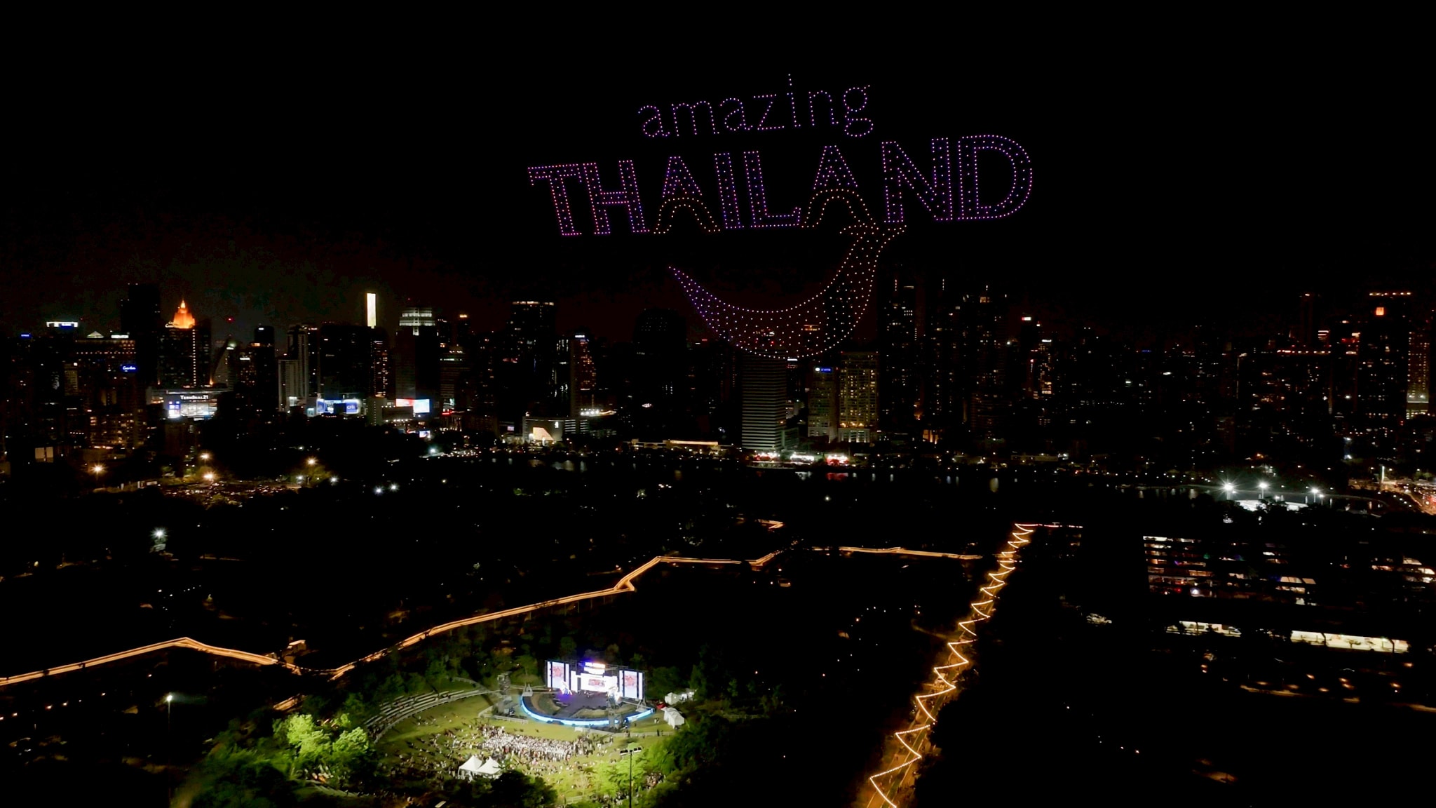 El Festival Songkran 2026 de Tailandia Genera Récord de 30.35 Mil Millones de Baht en Ingresos Turísticos