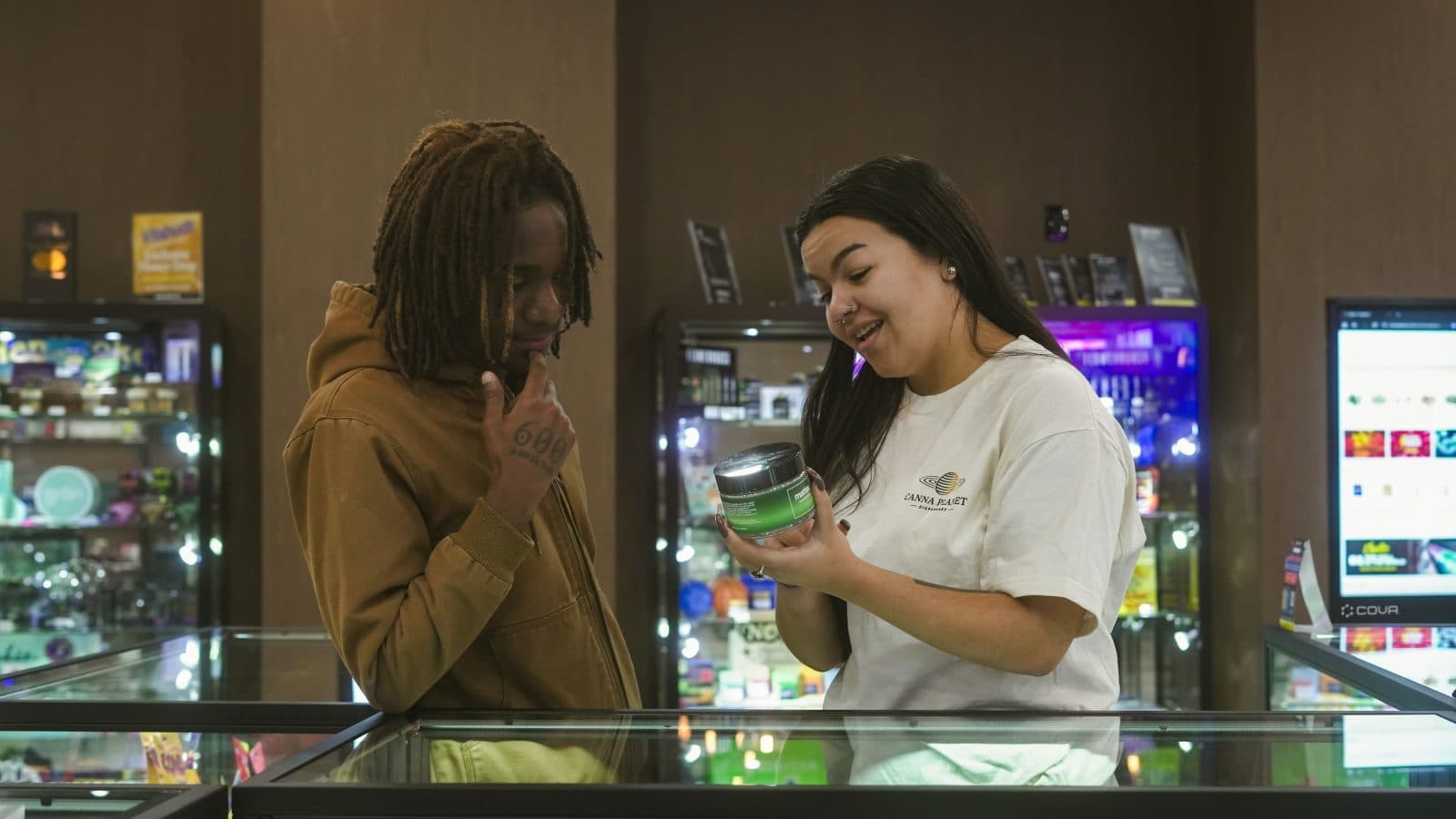 Pourquoi la distribution, et non les marques, façonnera l'industrie du cannabis en Thaïlande